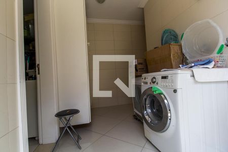Casa de condomínio à venda com 600m², 6 quartos e 8 vagasÁrea de Serviço