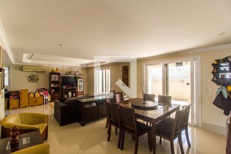 Casa de condomínio à venda com 600m², 6 quartos e 8 vagasSala de Jantar