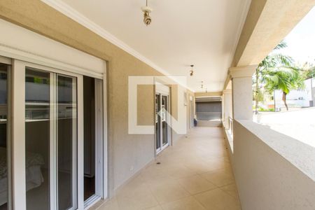 Casa de condomínio à venda com 600m², 6 quartos e 8 vagasVaranda