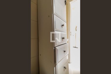 Casa de condomínio à venda com 600m², 6 quartos e 8 vagasBanheiro de serviço