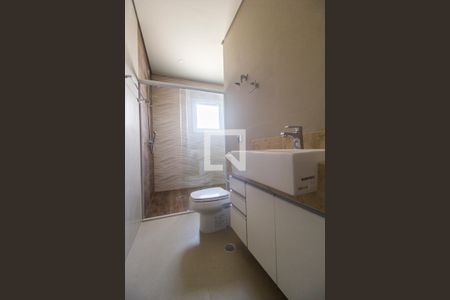 Casa de condomínio à venda com 600m², 6 quartos e 8 vagasBanheiro da Suíte 5