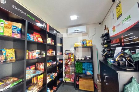 Área comum - Mercado  de apartamento para alugar com 2 quartos, 73m² em Jardim Nova Europa, Campinas