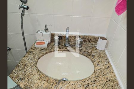 Apartamento para alugar com 200m², 3 quartos e 2 vagasBanheiro Social