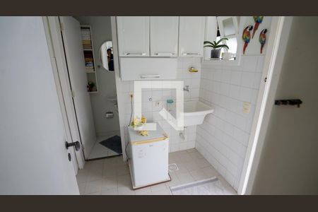 Casa de condomínio à venda com 205m², 5 quartos e 3 vagasÁrea de Serviço 1