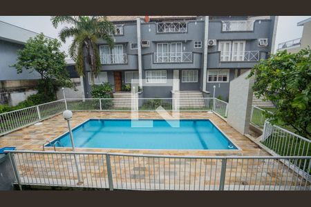Casa de condomínio à venda com 205m², 5 quartos e 3 vagasÁrea comum - Piscina