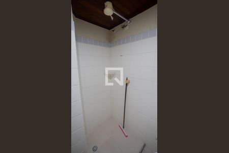 Casa de condomínio à venda com 205m², 5 quartos e 3 vagasBanheiro Social 3