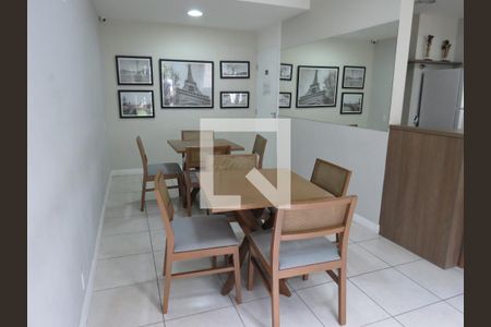 Apartamento à venda com 45m², 2 quartos e sem vagaÁrea comum - Salão de festas