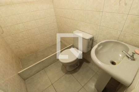 Banheiro de apartamento à venda com 2 quartos, 49m² em Encantado, Rio de Janeiro