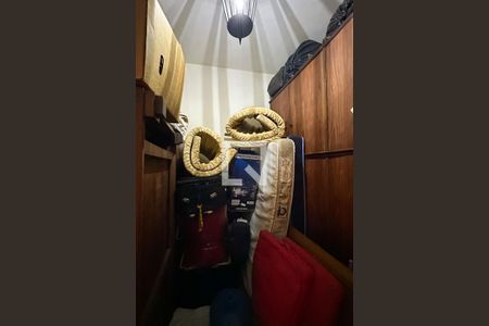 Apartamento à venda com 375m², 4 quartos e 2 vagasQuarto de Serviço