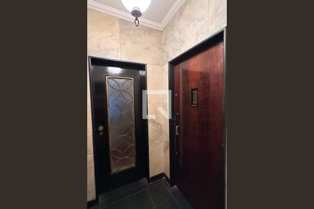 Apartamento à venda com 375m², 4 quartos e 2 vagasHall elevadores