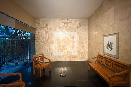 Apartamento à venda com 375m², 4 quartos e 2 vagasEntrada