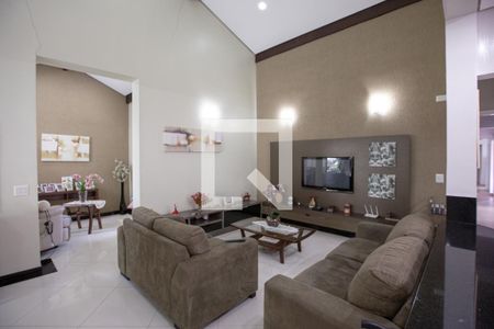sala de estar de casa à venda com 3 quartos, 460m² em Lapa, São Paulo