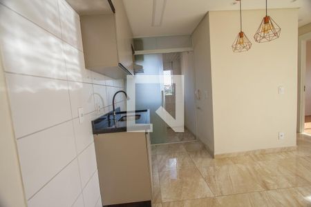 Sala / Cozinha de apartamento para alugar com 2 quartos, 43m² em Jardim Brasilia, São Paulo