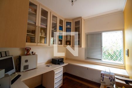 Casa para alugar com 120m², 3 quartos e 2 vagasQuarto 2