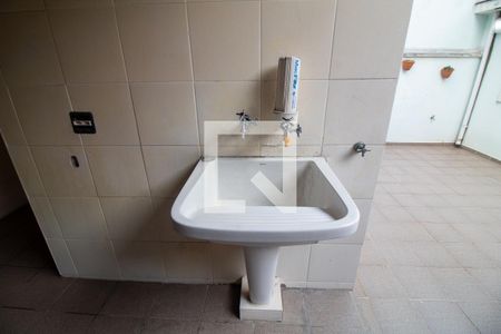 Casa para alugar com 120m², 3 quartos e 2 vagasÁrea de Serviço