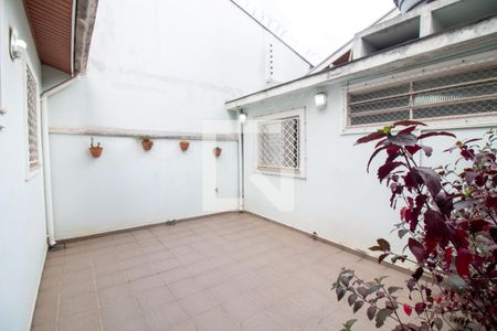 Casa para alugar com 120m², 3 quartos e 2 vagasQuintal 