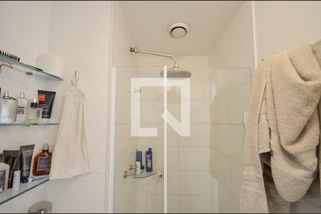 Apartamento à venda com 107m², 2 quartos e 1 vagaBanheiro