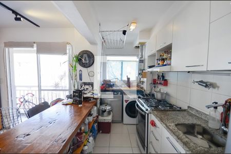 Apartamento à venda com 107m², 2 quartos e 1 vagaCozinha e Área de Serviço