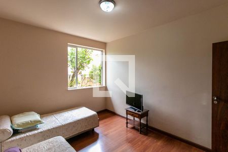 Casa à venda com 400m², 4 quartos e 3 vagas Casa à venda com 400m², 4 quartos e 3 vagasQuarto 3