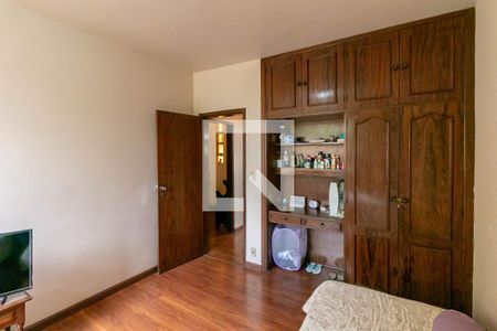 Casa à venda com 400m², 4 quartos e 3 vagas Casa à venda com 400m², 4 quartos e 3 vagasQuarto 3