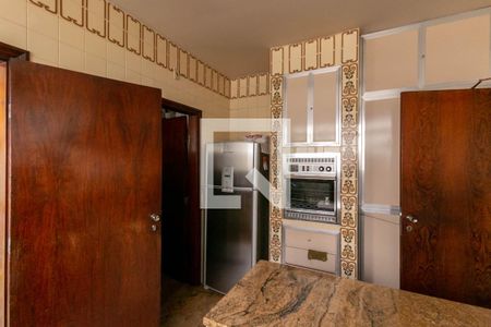 Casa à venda com 400m², 4 quartos e 3 vagas Casa à venda com 400m², 4 quartos e 3 vagasCozinha