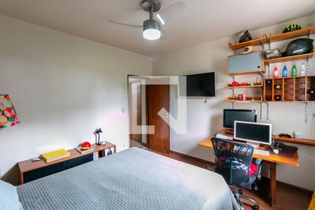 Casa à venda com 400m², 4 quartos e 3 vagas Casa à venda com 400m², 4 quartos e 3 vagasQuarto 1