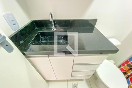 Apartamento para alugar com 46m², 2 quartos e 1 vaga Apartamento para alugar com 46m², 2 quartos e 1 vagaBanheiro