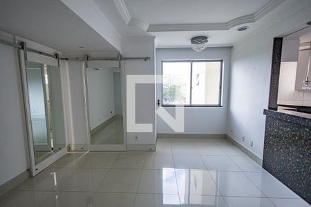 Sala de apartamento à venda com 2 quartos, 54m² em Padre Eustáquio, Belo Horizonte