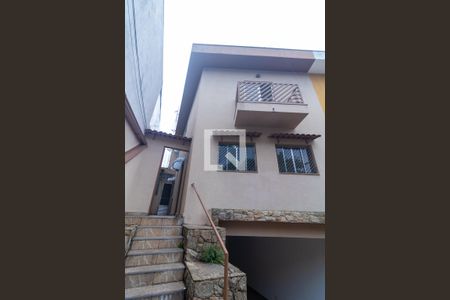 Casa à venda com 137m², 2 quartos e 3 vagasFachada