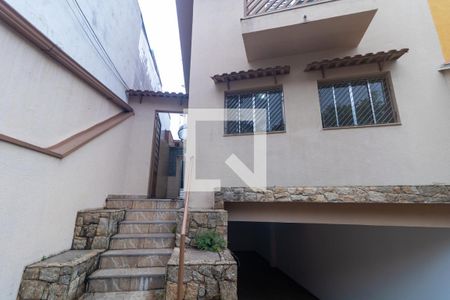 Casa à venda com 137m², 2 quartos e 3 vagasFachada