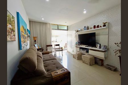 Apartamento à venda com 156m², 3 quartos e sem vagaSala