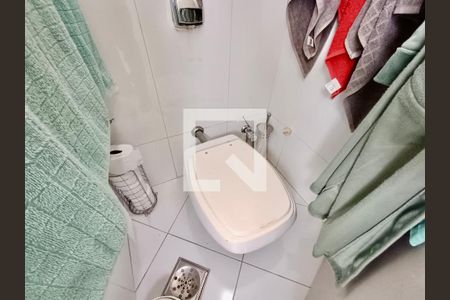 Apartamento à venda com 156m², 3 quartos e sem vagaBanheiro social 1