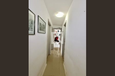 Apartamento à venda com 156m², 3 quartos e sem vagaCorredor 