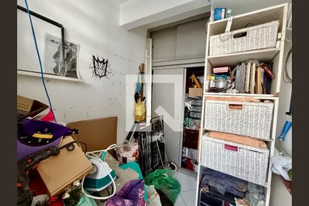 Apartamento à venda com 156m², 3 quartos e sem vagaQuarto serviço 