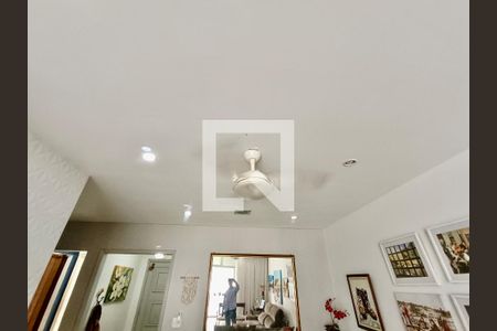 Apartamento à venda com 156m², 3 quartos e sem vagaSala