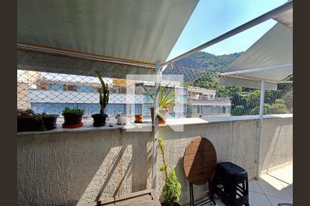 Sala vista  de apartamento à venda com 3 quartos, 156m² em Copacabana, Rio de Janeiro