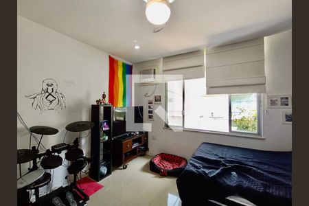 Apartamento à venda com 156m², 3 quartos e sem vagaQuarto