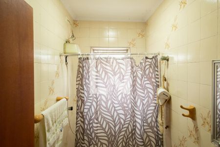 Casa à venda com 280m², 4 quartos e 6 vagasBanheiro de Serviço 