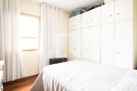 Casa à venda com 280m², 4 quartos e 6 vagasQuarto 2