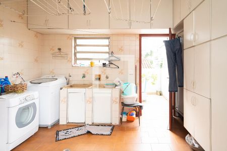 Casa à venda com 280m², 4 quartos e 6 vagasÁrea de Serviço