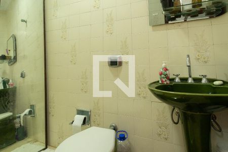 Casa à venda com 280m², 4 quartos e 6 vagasLavabo 