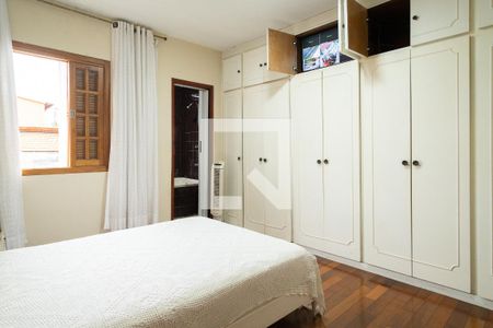 Casa à venda com 280m², 4 quartos e 6 vagasSuíte 