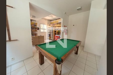 Apartamento à venda com 47m², 2 quartos e sem vagaÁrea comum