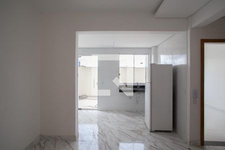 Sala de apartamento à venda com 2 quartos, 61m² em Piratininga, Belo Horizonte