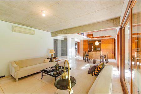 Sala de Estar e Jantar de casa de condomínio para alugar com 4 quartos, 435m² em Cavalhada, Porto Alegre