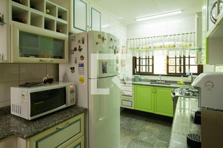Casa para alugar com 220m², 3 quartos e 2 vagas Casa para alugar com 220m², 3 quartos e 2 vagasCozinha