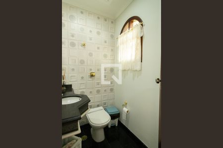 Casa para alugar com 220m², 3 quartos e 2 vagas Casa para alugar com 220m², 3 quartos e 2 vagasLavabo