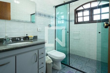 Casa para alugar com 220m², 3 quartos e 2 vagas Casa para alugar com 220m², 3 quartos e 2 vagasBanheiro - Suíte 3