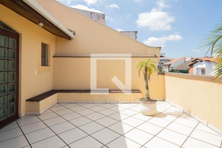 Casa para alugar com 220m², 3 quartos e 2 vagas Casa para alugar com 220m², 3 quartos e 2 vagasSacada