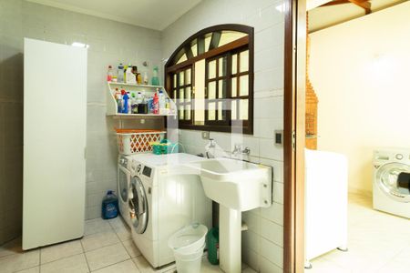Área de Serviço de casa para alugar com 3 quartos, 220m² em Nova Petrópolis, São Bernardo do Campo